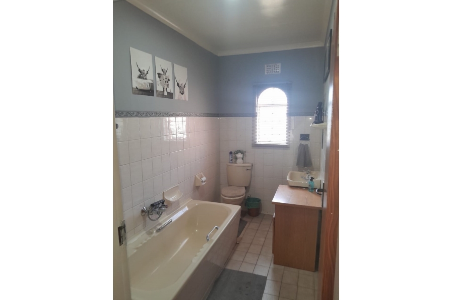 4 Bedroom Property for Sale in Deneysville Free State